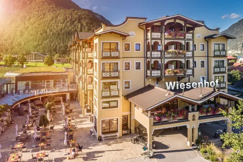 Hotel der Wiesenhof Hotels in Maurach