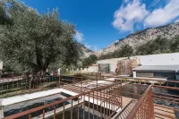 Idi Hotel - Mountain view
