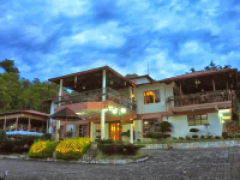Altocerro Villas, Hotel & Camping Hoteles en Constanza