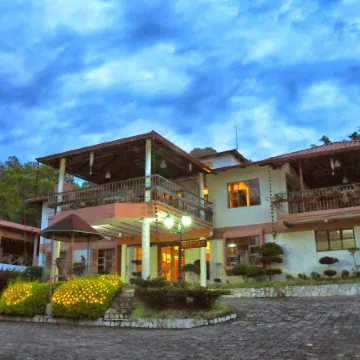 Altocerro Villas Hotel & Camping