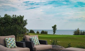 The Inn at Cobble Beach
