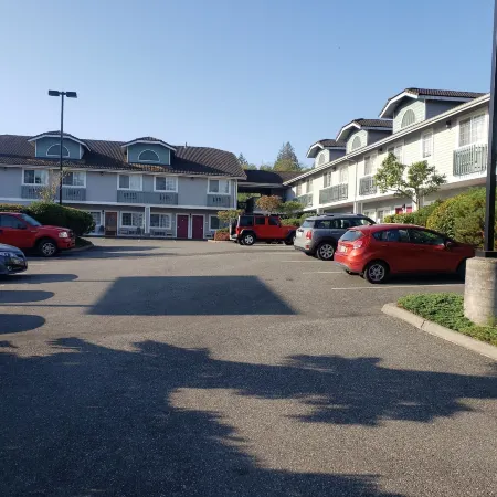 Fidalgo Country Inn