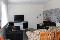 Batemans Bay Holiday Park & Hostel Hotel di Batemans Bay