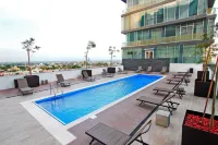 The View Hotel by Covalia - Pools