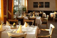Luckai Hotel & Restaurant Inhaber Dennis Burmann Hotels in Arnsberg