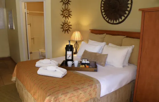 河濱汽車旅館及度假村