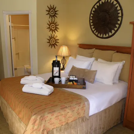 The River's Edge Motel Lodge & Resort