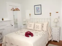 Candlebay Inn Hotels in Freeport