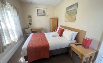 Princes Lodge Motel