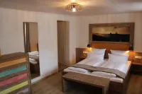 Bayerische Gastwirtschaft Dimpfl-Stadl Hotels in Lam