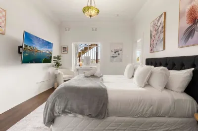 Lovely Apartment in Darlinghurst