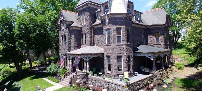 Reynolds Mansion B&B Ξενοδοχεία στην πόλη Centre County