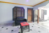 Fabexpress Awadh Inn فنادق في Manjha Kala