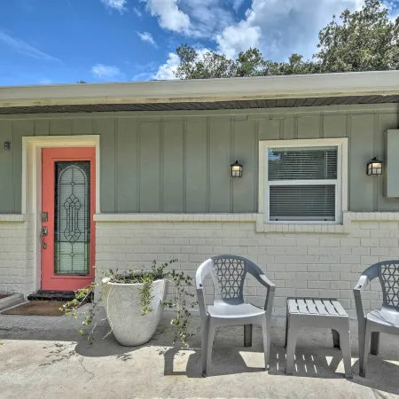 Near Beaches and Speedway! Dog-Friendly Hidden Gem