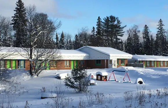 阿岡昆汽車旅館
