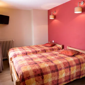 Logis Hôtel Restaurant Auberge du Valburgeois