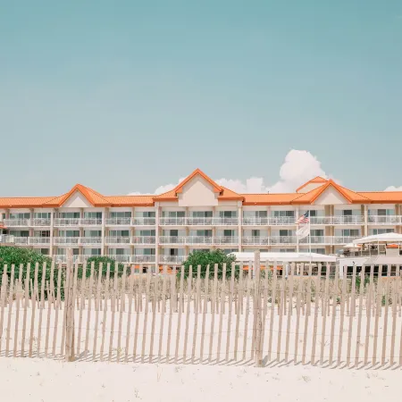 Montreal Beach Resort