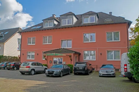 Hotel Lonac Hotels near Wittlaer