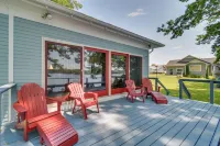Waterfront Getaway on Sodus Bay: Prime Location! - Homestays
