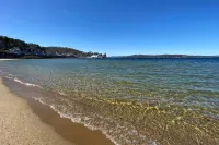 2 Mi to Lake Winnipesaukee! Group Hideaway - 3-Sterne