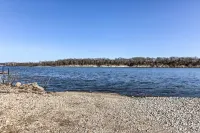 Pet-Friendly Flemington Home w/ Lake Access!