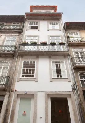 Porto Lounge Hostel & Guesthouse by Host Wise Hotel a 