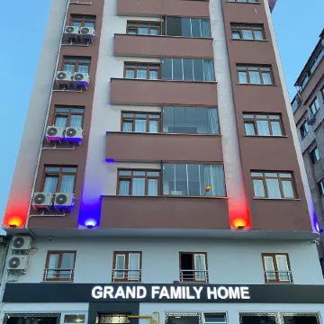 Grand Family Home