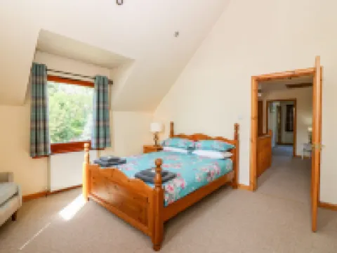 Riverbank House Hotels in Roybridge
