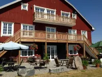 Låsta Gårdshotell Hotels near Långbergsparken