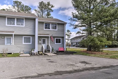 Cozy Family Townhome 1 Mi to Bethany’s Boardwalk - WiFi