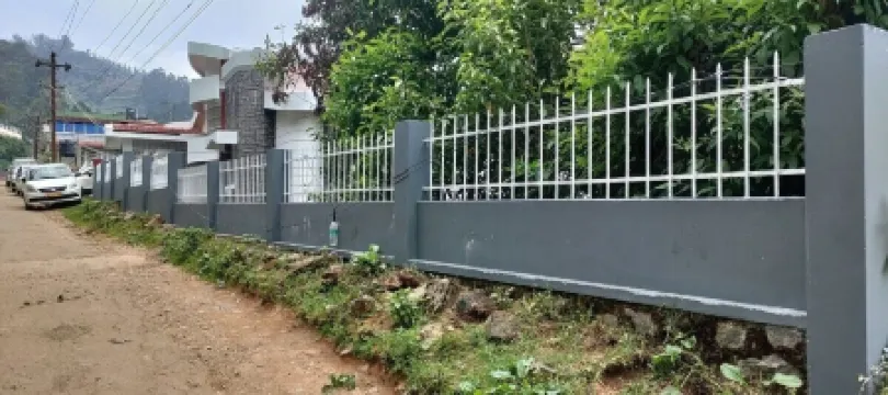 Myspace Holiday Inn - Ooty