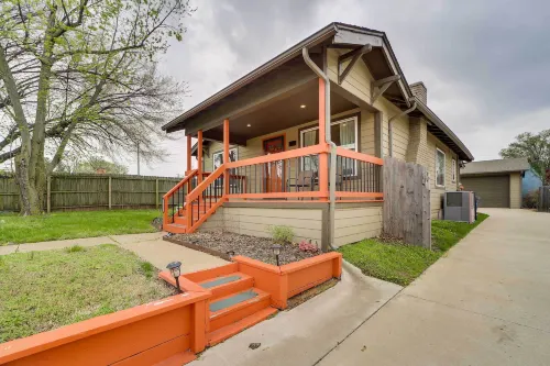 บ้านพักวันหยุดใน Tulsa ห่าง 3 ไมล์ จากใจกลางเมือง - โฮมสเตย์