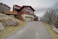 Views & Hot Tub: Sky Barn Retreat in Beech Mtn! - 3-Star