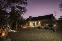 Nako Safari Lodge