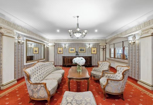 호텔 디아망 아스날 팰리스