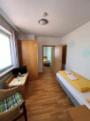 Gasthaus & Metzgerei Besenhardt Hotels in Wackersdorf