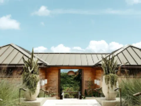 Lovango Resort + Beach Club (Private Island Resort) Hotels in Central