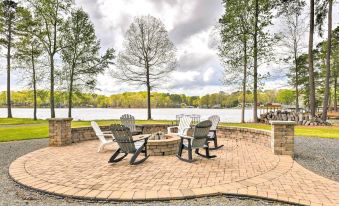 Grand Mt Gilead Villa on Lake Tillery w/ Dock
