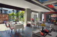 센트럴 코너 당코르