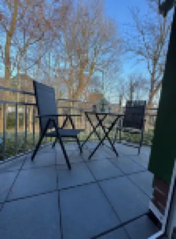 Small cozy vacation apartment! 10 minutes from the beach and center.