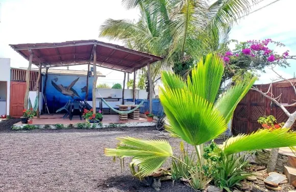 HOSPEDAJE DELFIN AZUL酒店