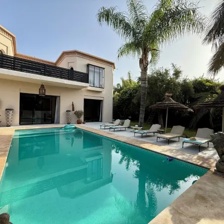 Stunning Mountain Views, on a  Golf Course, Private Pool & Gardens