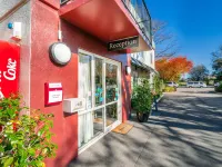City Centre Motel Hotels near Phillipstown