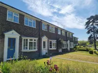 Haven Cottage, Walmer - overlooks park, close to beach & promenade
