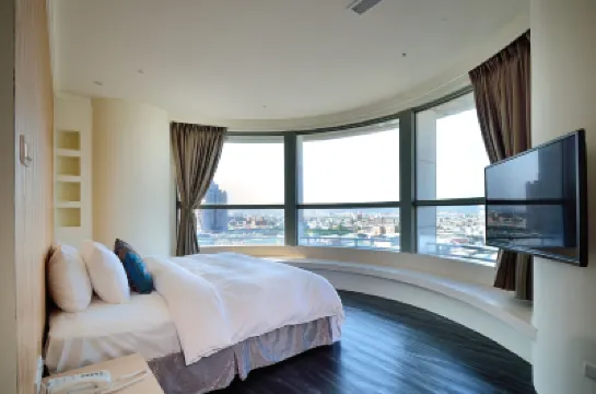 Merry Day Hotel Hotels near Daguan Academy