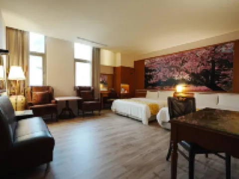 York Hotel Hotels near Bade Park