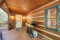 Family-Friendly Blue Ridge Cabin w/ Game Room! - Wifi