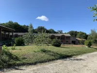 L'Hacienda Villa Verdé Hotels in Marennes