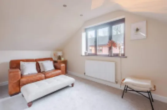 Cozy Nottingham Apartment with Charm Hotels in Ashfield District