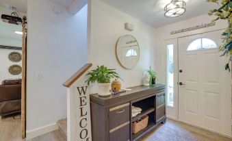 Farmhouse w/ Private Hot Tub < 1 Mile to Birch Bay